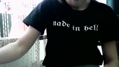 Snapshot of britneyamy chatting on 02-18-26, 12:12 Britney online show from 02-18-26, 12:12