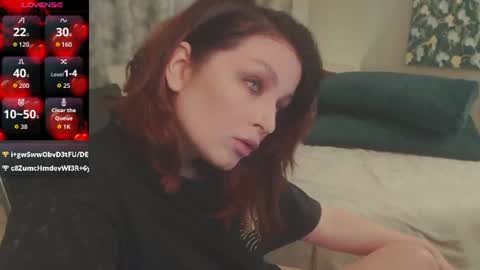 britneybarker online show from 06-18-26, 04:22
