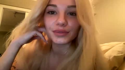 britneycherry08 online show from 04-23-26, 04:24