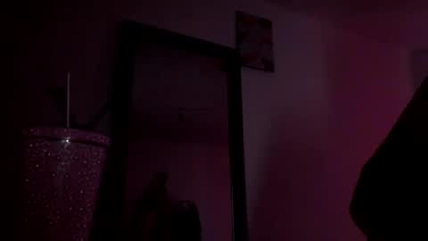 Britney online show from 03-25-26, 07:58