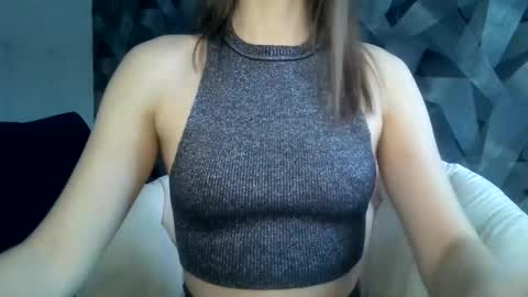 Snapshot of britneykittens chatting on 01-03-25, 10:31 BritneyKittens online show from 01-03-25, 10:31