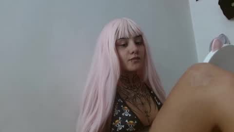 maru miaw   Please help me to reach 100 thumbs up online show from 10-05-25, 11:13