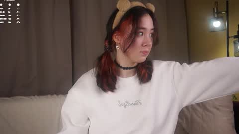 Snapshot of britthe chatting on 01-17-26, 11:37 Lina online show from 01-17-26, 11:37