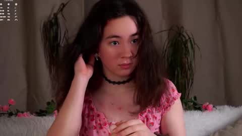 Snapshot of britthe chatting on 02-01-26, 11:20 Lina online show from 02-01-26, 11:20