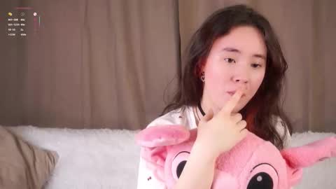 Snapshot of britthe chatting on 02-25-26, 11:31 Lina online show from 02-25-26, 11:31