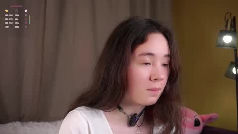 Snapshot of britthe chatting on 03-03-26, 12:11 Lina online show from 03-03-26, 12:11