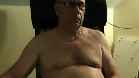 Snapshot of broadcast7676 chatting on 07-19-26, 03:32 broadcast7676 online show from 07-19-26, 03:32
