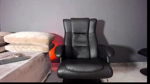 Snapshot of brockhurn_ chatting on 09-27-25, 12:59 brockhurn_ online show from 09-27-25, 12:59