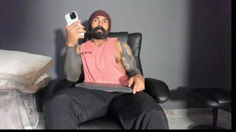 Snapshot of brockhurn_ chatting on 09-29-25, 12:49 brockhurn_ online show from 09-29-25, 12:49