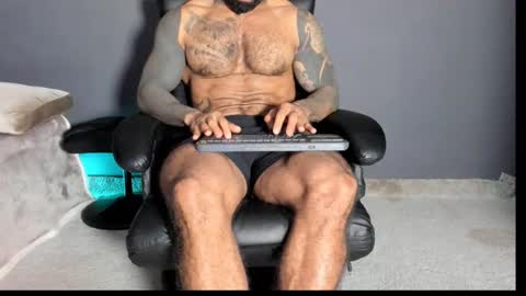 Snapshot of brockhurn_ chatting on 10-14-25, 10:43 brockhurn_ online show from 10-14-25, 10:43