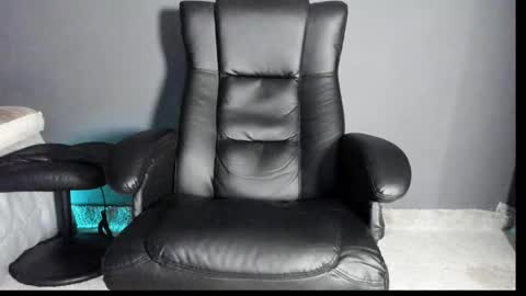 Snapshot of brockhurn_ chatting on 10-29-25, 02:03 brockhurn_ online show from 10-29-25, 02:03