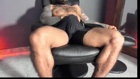 Snapshot of brockhurn_ chatting on 11-06-25, 02:01 brockhurn_ online show from 11-06-25, 02:01