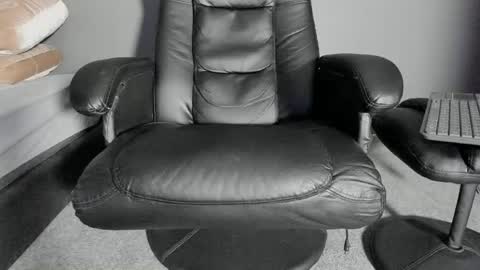 Snapshot of brockhurn_ chatting on 05-13-26, 01:58 brockhurn_ online show from 05-13-26, 01:58