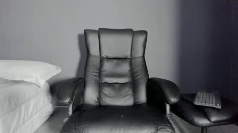 Snapshot of brockhurn_ chatting on 05-29-26, 01:03 brockhurn_ online show from 05-29-26, 01:03