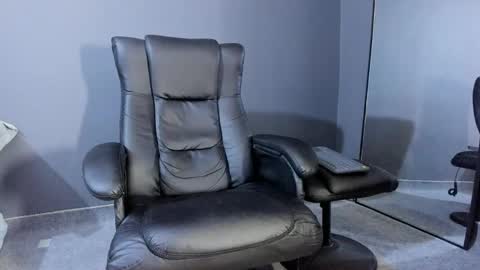 Snapshot of brockhurn_ chatting on 05-30-26, 01:25 brockhurn_ online show from 05-30-26, 01:25