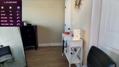 brookebee online show from 12-12-24, 09:04