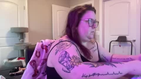 Snapshot of brookenicole3 chatting on 10-03-25, 12:02 Madam Brooke online show from 10-03-25, 12:02