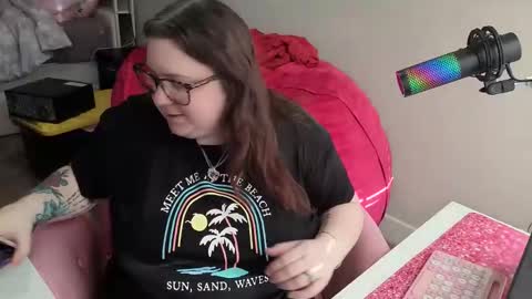 Snapshot of brookenicole3 chatting on 03-05-26, 12:34 Madam Brooke online show from 03-05-26, 12:34