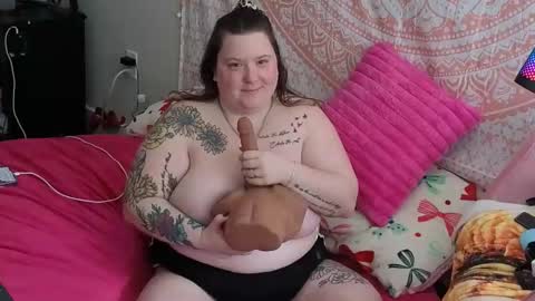 Snapshot of brookenicole3 chatting on 03-14-26, 01:49 Madam Brooke online show from 03-14-26, 01:49