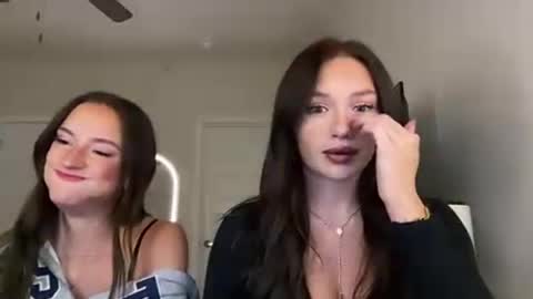 Snapshot of brookexmatthews chatting on 08-04-26, 03:32 brookexmatthews online show from 08-04-26, 03:32