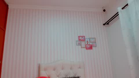 Snapshot of brooklove_doll chatting on 12-05-24, 04:09 Brook Loves online show from 12-05-24, 04:09