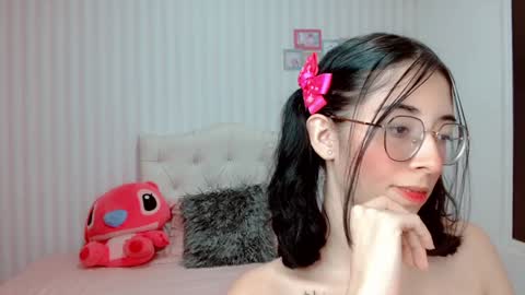 Snapshot of brooklove_doll chatting on 01-05-25, 11:12 Brook Loves online show from 01-05-25, 11:12