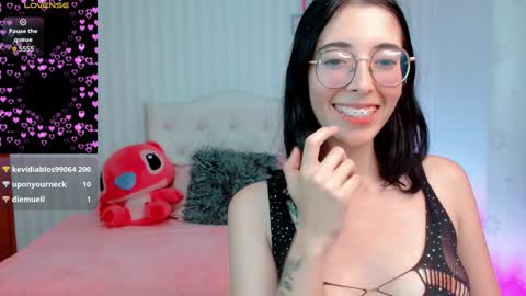 Snapshot of brooklove_doll chatting on 01-11-25, 10:07 Brook Loves online show from 01-11-25, 10:07