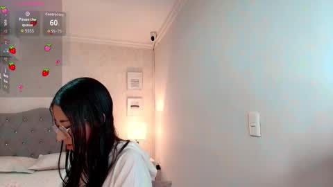 Snapshot of brooklove_doll chatting on 09-23-25, 02:03 Brook Loves online show from 09-23-25, 02:03