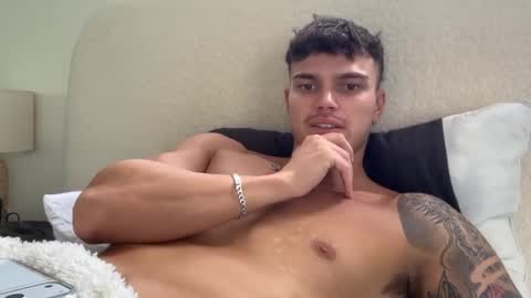 Snapshot of brooklyntay chatting on 03-10-26, 11:32 BrooklynTay online show from 03-10-26, 11:32