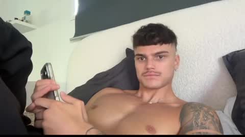BrooklynTay online show from 05-01-26, 01:10