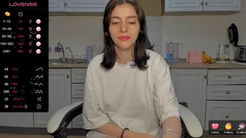 Snapshot of broosnica1 chatting on 02-10-25, 10:31 broosnica1 online show from 02-10-25, 10:31