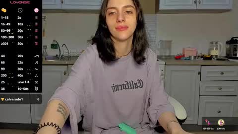 Snapshot of broosnica1 chatting on 03-05-25, 06:33 broosnica1 online show from 03-05-25, 06:33