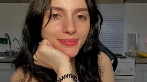 Snapshot of broosnica1 chatting on 03-08-25, 08:11 broosnica1 online show from 03-08-25, 08:11