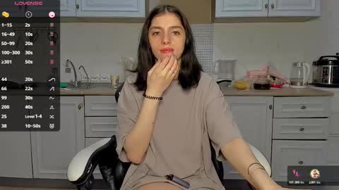 Snapshot of broosnica1 chatting on 03-10-25, 08:37 broosnica1 online show from 03-10-25, 08:37