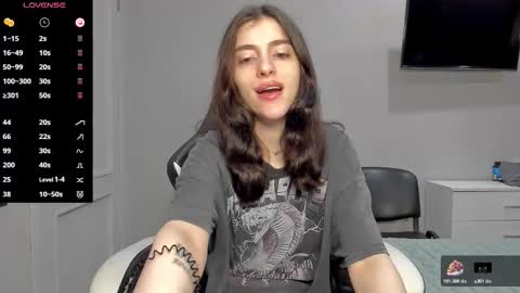 Snapshot of broosnica1 chatting on 10-29-25, 07:32 broosnica1 online show from 10-29-25, 07:32