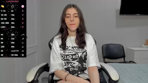 Snapshot of broosnica1 chatting on 11-11-25, 08:03 broosnica1 online show from 11-11-25, 08:03