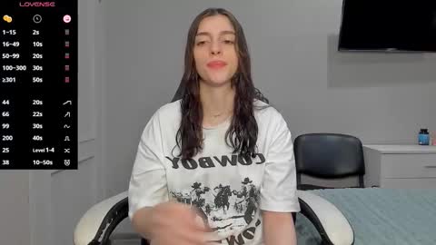 Snapshot of broosnica1 chatting on 11-25-25, 06:46 broosnica1 online show from 11-25-25, 06:46