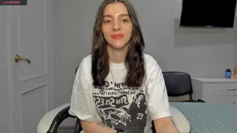 Snapshot of broosnica1 chatting on 12-22-25, 06:54 broosnica1 online show from 12-22-25, 06:54