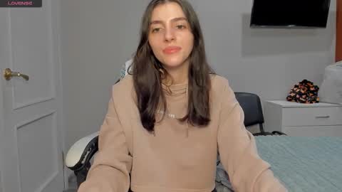 Snapshot of broosnica1 chatting on 01-05-26, 05:27 broosnica1 online show from 01-05-26, 05:27