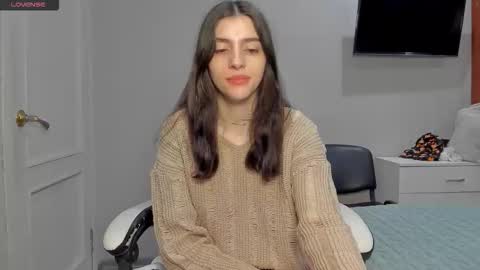 Snapshot of broosnica1 chatting on 01-06-26, 07:23 broosnica1 online show from 01-06-26, 07:23