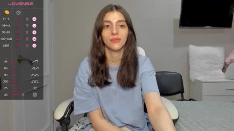 Snapshot of broosnica1 chatting on 01-13-26, 08:30 broosnica1 online show from 01-13-26, 08:30