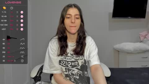 Snapshot of broosnica1 chatting on 02-24-26, 08:01 broosnica1 online show from 02-24-26, 08:01