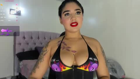 Snapshot of browch chatting on 01-27-25, 04:20 valentina online show from 01-27-25, 04:20
