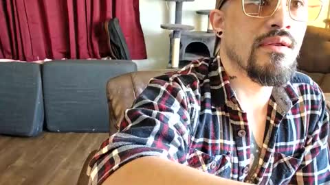 brownboyt online show from 03-25-26, 04:35