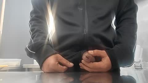 brownskinbull1 online show from 06-22-26, 02:58