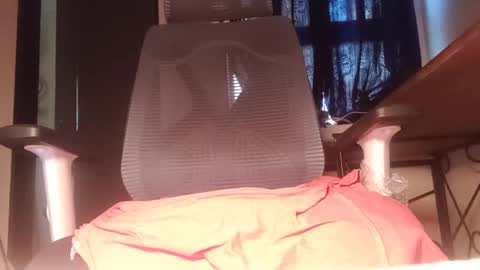 brownuncut3019 online show from 01-18-25, 12:04