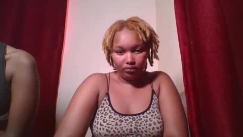 Snapshot of browny_candyz chatting on 12-23-24, 11:25 Tracy online show from 12-23-24, 11:25