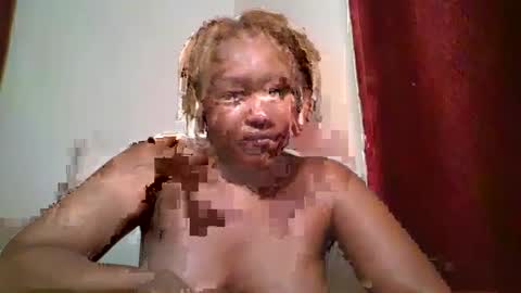 Snapshot of browny_candyz chatting on 12-23-24, 07:20 Tracy online show from 12-23-24, 07:20