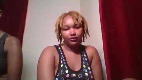 Snapshot of browny_candyz chatting on 12-27-24, 01:07 Tracy online show from 12-27-24, 01:07
