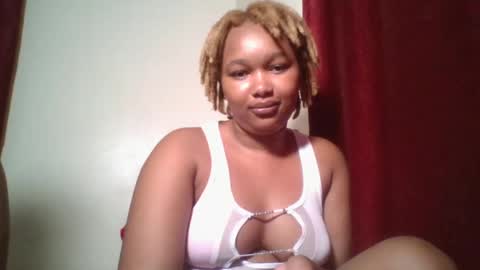 Snapshot of browny_candyz chatting on 12-30-24, 02:31 Tracy online show from 12-30-24, 02:31